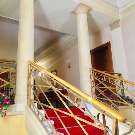 Hotel La Loggia Местрино Экстерьер фото