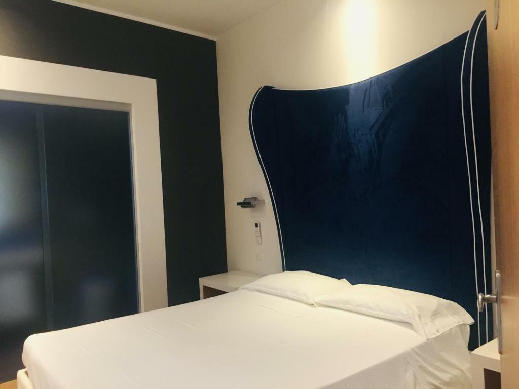 Hotel La Loggia Местрино Экстерьер фото